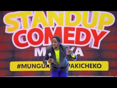 MC Mboneke Atamba Na Macho Matatu Kwenye Show