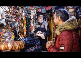 مع أقدم حرفي صناعة جلدية في حي القصبة الجزائر العاصمة