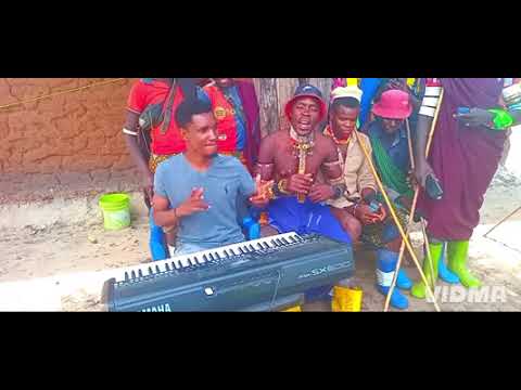 LUGOLA SAMBAI AKIPIGIWA BITI NDANI MNYAMA STUDIO