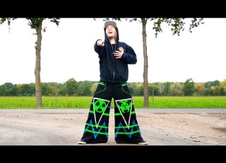 SMF Hahaha Hardstyle Shuffle