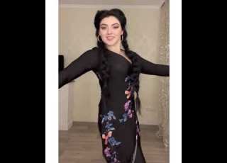  عزيزة كوشنير بتدلع