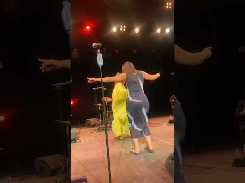 نجاة عتابو تصدم جماهير برقصة رائعة سهرة اغاني شعبي مغربي 2025 NAJAT ATABO نجاة عتابو تصدم جماهير برقصة رائعة سهرة اغاني شعبي مغربي 2025 NAJAT ATABO