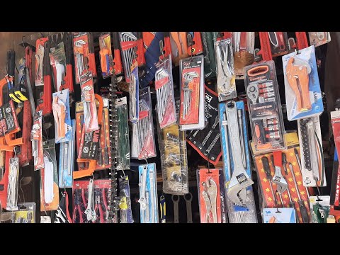 جوله من داخل محلات بيع العدد فى السبتيه