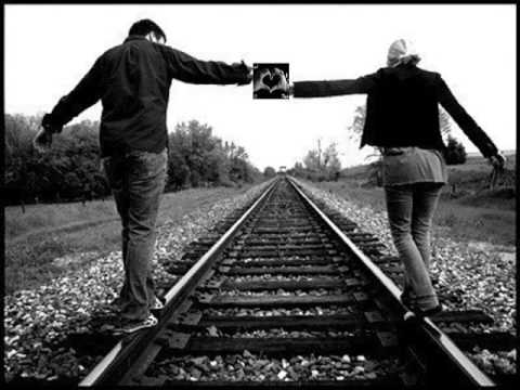 اغنيه صدقتنى عمرو دياب