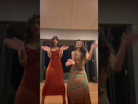 Bounce When She Walk