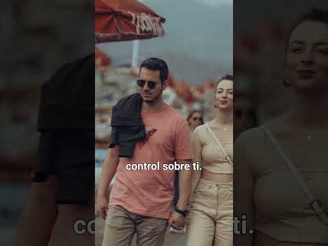 WHEN A NARCISSIST TRIANGULATES YOU