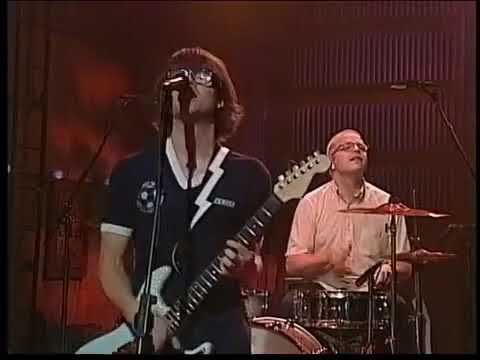Undone The Sweater Song Weezer Live 1994 Conan Show Reupload