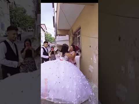 وصلو العروسين ال بيت وكيف تستقبلهم ام العريس وصلو العروسين ال بيت وكيف تستقبلهم ام العريس