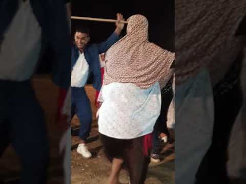 Table Tastour نا نغني على زهوة بالي نا نغني ياما ربوخ حي اضرب يا طبال Table Tastour نا نغني على زهوة بالي نا نغني ياما ربوخ حي اضرب يا طبال