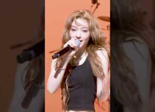 No Backing Track No Problem Ella Proved She S That Vocalist In BURNING UP Shorts Burningup