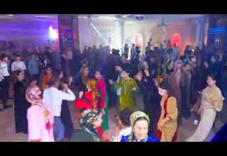 DEMET AKALIN SEFO YERINDE DUR REMIX DEMET AKALIN SEFO YERINDE DUR REMIX