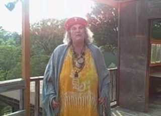  Queen Bongo Live From Planet Bongodia