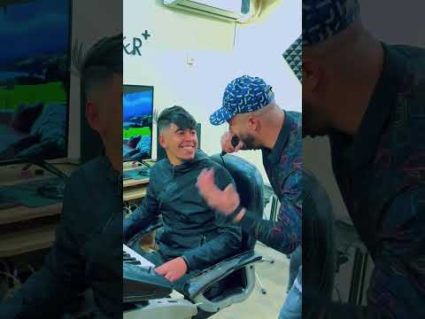 شاب ربيع نتي سحري وانا نقلع