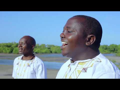 KWAYA YA MT SYLIVESTER PAROKIA YA MT MATHIAS MULUMBA SAHARE TANGA KAMA WATOTO WACHANGA MABULA