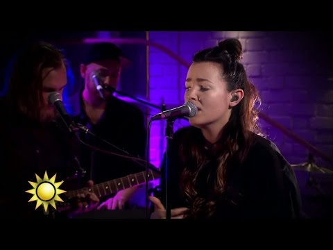 Miriam Bryant Black Car Live Nyhetsmorgon TV4
