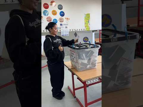 A Po Muni Medit Kon Ekom Votu Anisaveseli