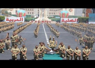 شاهد العرض المهيب لحفلة تخرج الدفعة 115 حربية لعام 2021