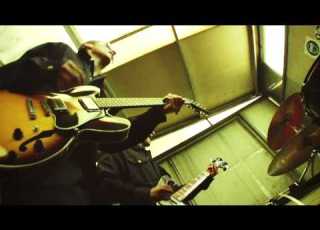  For Anytime Flowers Videoclip