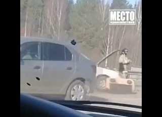  14 ку расплющило но пострадавших нет