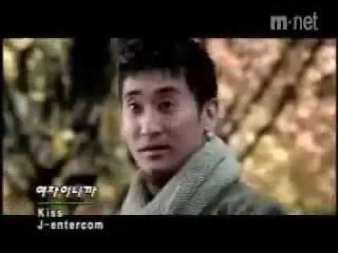 كنت احبها وهي تحبني وعشق لايق علينا كانت تسميني حبيبي وانا سميها الحانينا