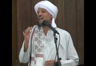 جزى الله عنا نبينا محمد ما هو أهله ﷺ من قالها اتعب ٧٠ كاتب الف صباح الحبيب كاظم السقاف حفظه الله