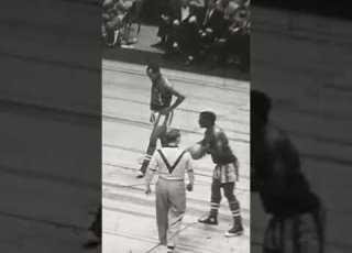  Harlem Globetrotters Skills 1956