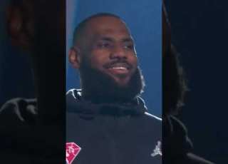 RECEPÇÃO DE ARREPIAR DE LEBRON EM CLEVELAND Shorts