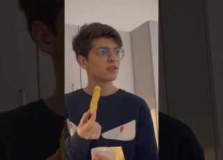 Instant Regret میگه براش کوچیکه Shorts Cooking Friends Friendsgathering