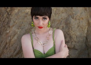 Qveen Herby Medicine Woman