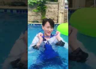 套中王子了 艾莎