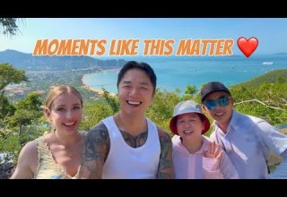 A Day In Sanya With His Parents 