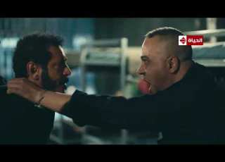  راضي شابورة يلقن أيوب علقة موت داخل السجن