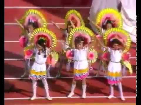 بالحب اتجمعنا والدنيا هاتسمعنا عمرو دياب بالحب اتجمعنا والدنيا هاتسمعنا عمرو دياب