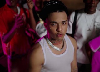 CHAKI BLEY UNA CHICA GOOD VIDEO OFICIAL By AT FILMS