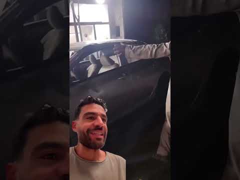 بيقولك العربيه فيها ريحة الخواجه اليابانى بيقولك العربيه فيها ريحة الخواجه اليابانى