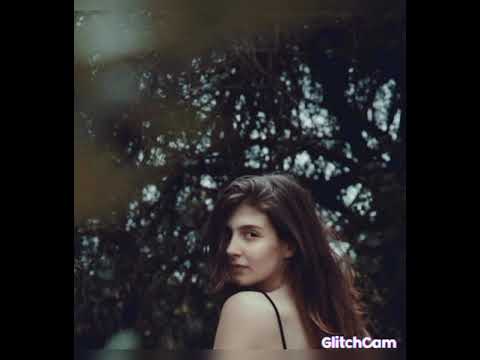 صور قدر بطله مسلسل الازهار الحزينه قبل ماتحلق شعرها وبعد ماحلقته