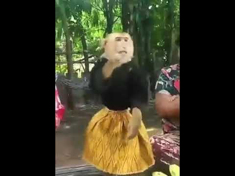 شرشوحة باريس بدها خدامة تخدم عليها معلومات وفيديوهات قصيرة Sabah