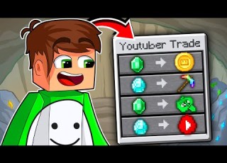  ماين كرافت لكن اليوتيوبرز يعطوني اغراض اسطورية YouTubers Are Villagers