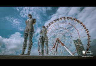 გამოდი გამოდი ცა შენი თვალების ფერია