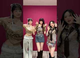 Love Me Hate Me IVE 아이브 ANYUJIN 안유진 GAEUL 가을 REI 레이 REBELHEART ATTITUDE Shorts