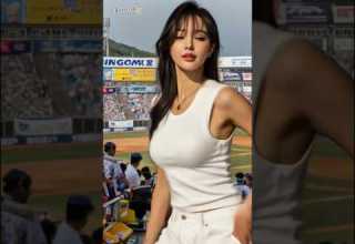 댄스 여신 치어리더 무대 위에서 매력 폭발 Aiart Dancechallenge 치어리더 Dance Cheerleader