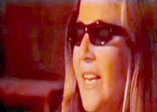 ميسون الصناع زهرة الجنوب إعداد نبيل عماري صوت ومونتاج محمد الغبابشة