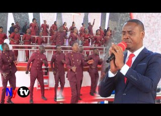 TAZAMA MASS KWAYA YA WATOTO WA TAG SUMBAWANGA WALIVYO IMBA VIZURI KATIKA IBADA YA SHUKRANI