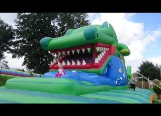  Gigantic Fun On Bouncy Castles Kids Playground Plac Zabaw Pałacowa Bawialnia Kowary Poland
