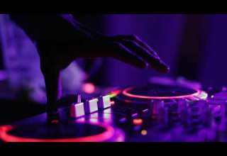 Alan Walker Alone Feel The Beat 