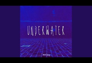 UNDERWATER 