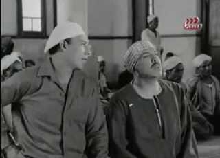 مشهد من فيلم رصيف نمره خمسه امال سبحتك فين يا معلم