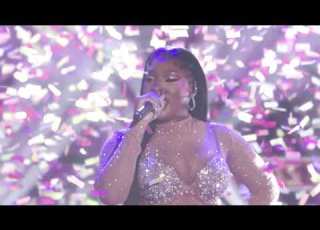  Megan Thee Stallion Savage Remix New Year S Rockin Eve 2021