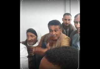 إيه اللي مزعلك وزير الصحة يستمع لشكاوي أحد المواطنين خلال زيارته لمستشفى العدوة في المنيا