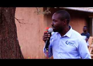 WANANCHI MLOWA BARABARANI WAHOJI MABADILIKO YA MSIMAMIZI WA MRADI WA MAJI
